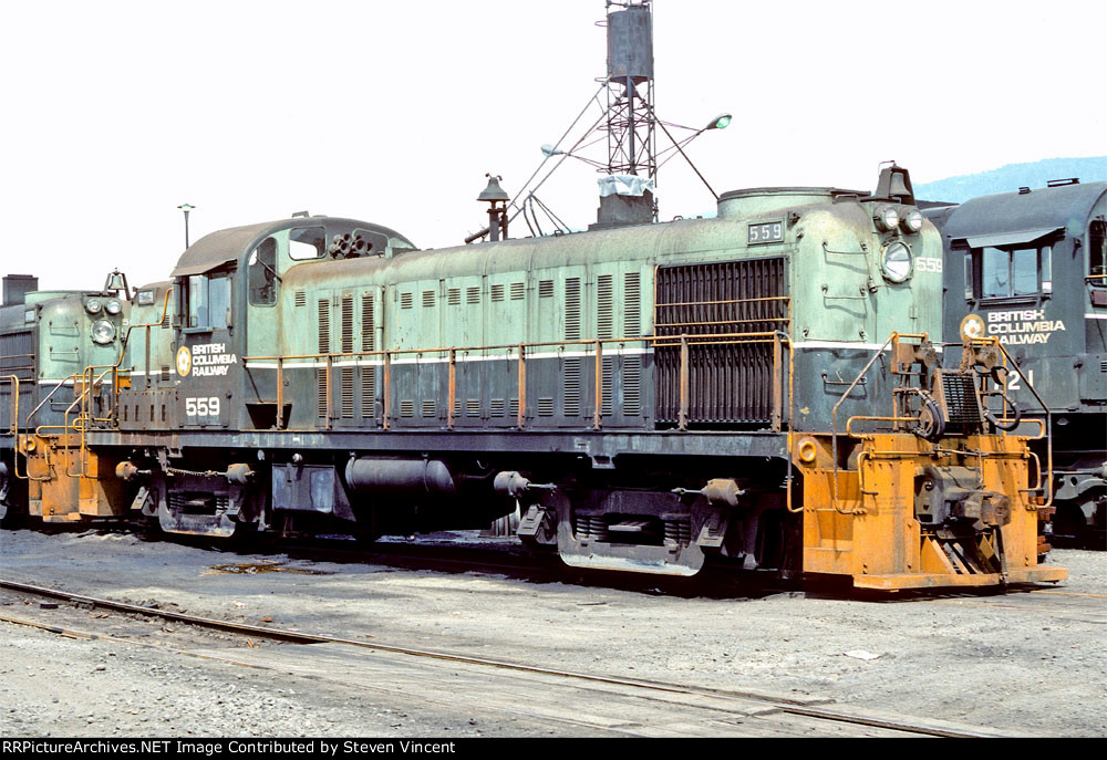 British Columbia Railway RS3 BCOL #559